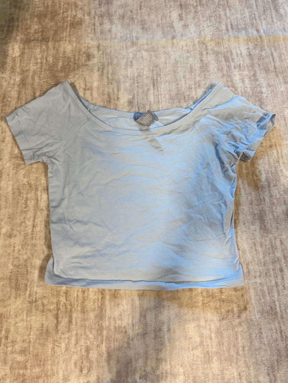 Tilly’s light blue crop top
